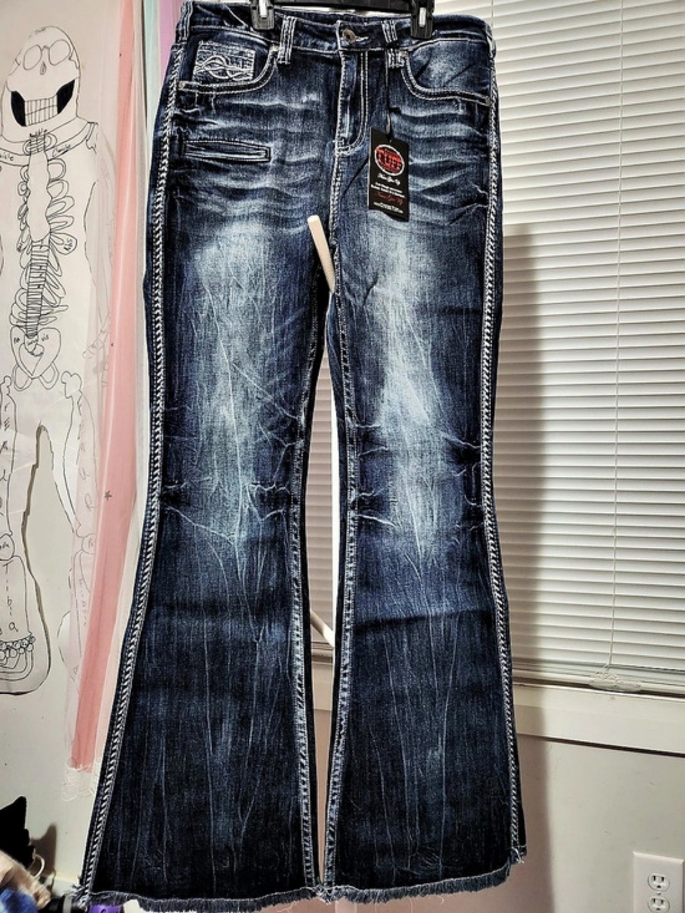 Cowgirl Tuff Co. Flare Jeans W 31 L 35 NWT